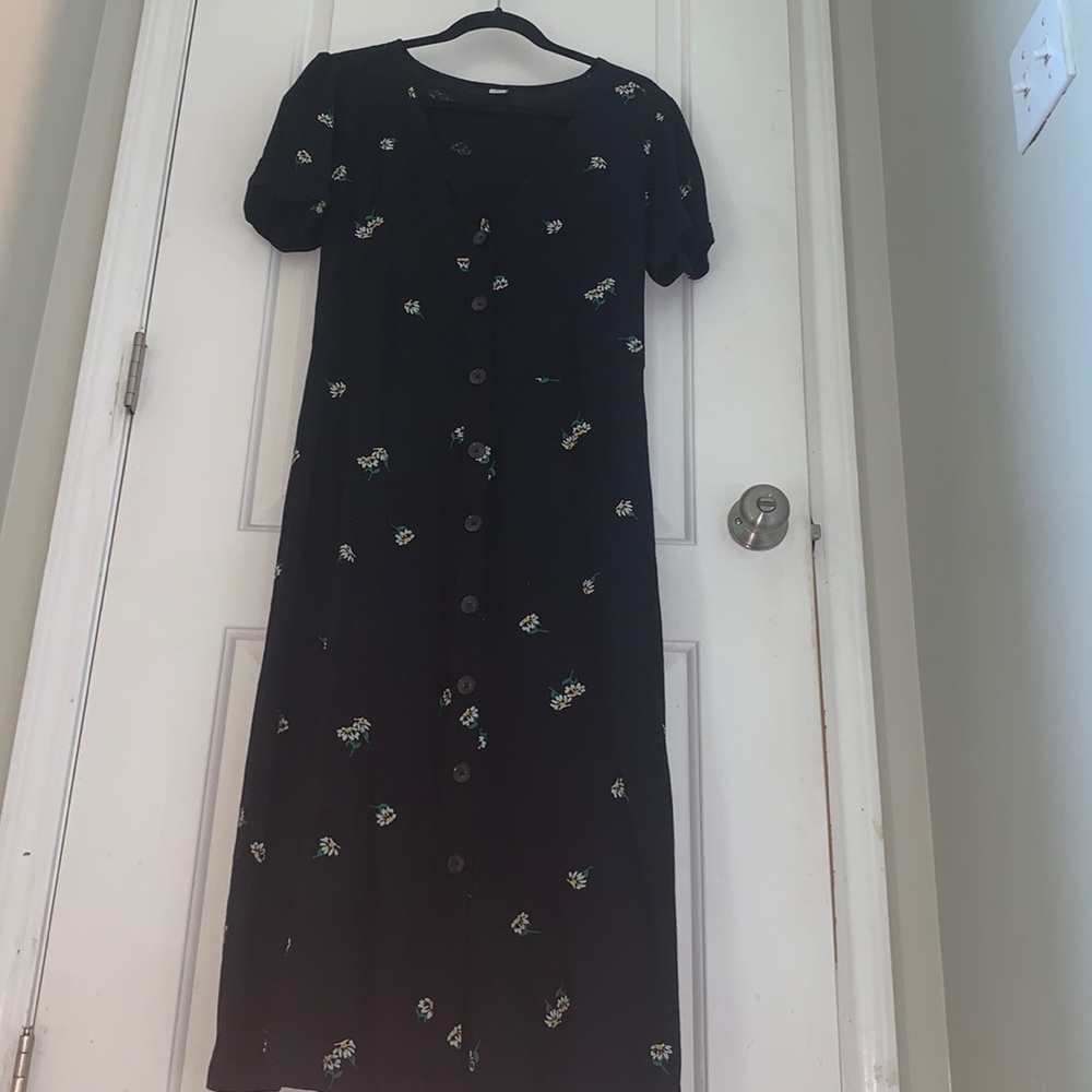 Old Navy Button Down V Neck Midi Dress